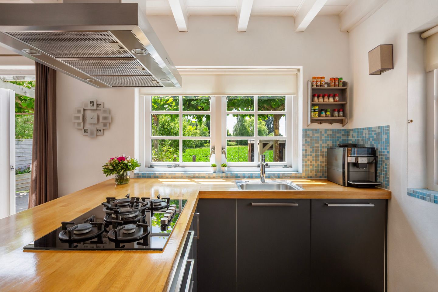 Photo 19 of Molendijk 90