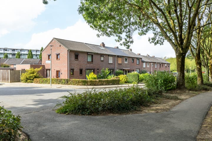 Foto 40 van Bergplein 30