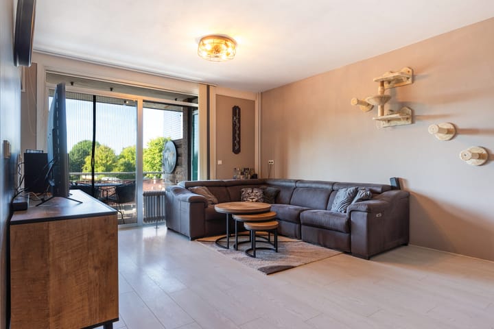 Photo 2 of Houtsnijdershorst 117