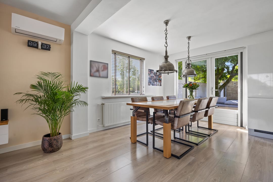 Photo 11 of Ganzerikstraat 30