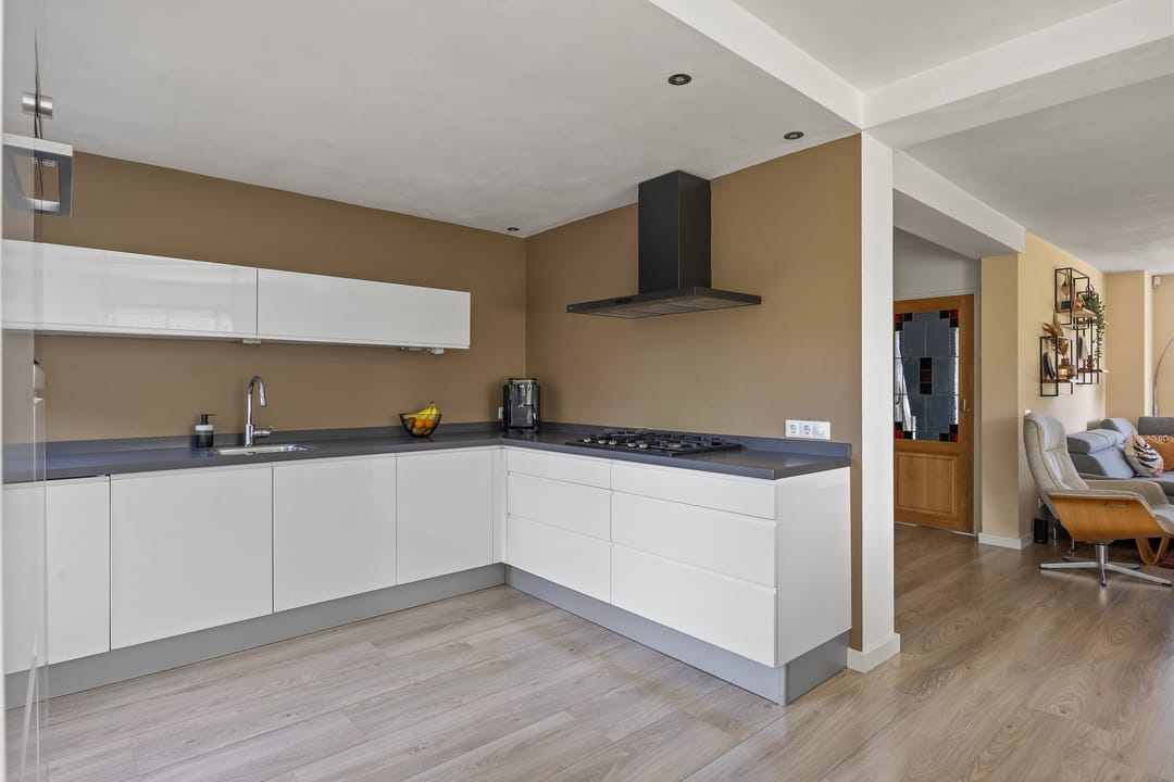 Photo 13 of Ganzerikstraat 30