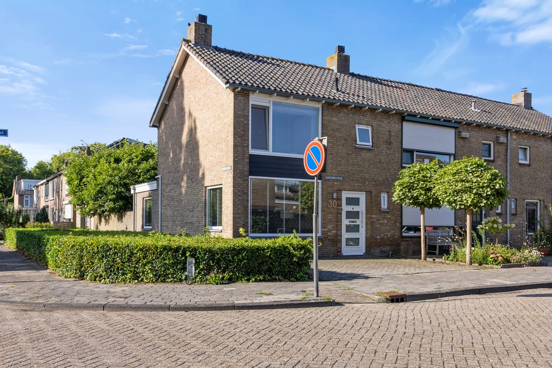 Photo 32 of Ganzerikstraat 30