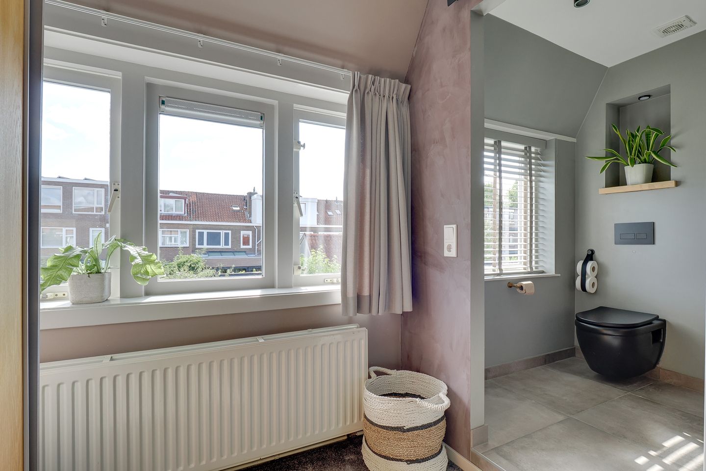 Photo 34 of Verlengde Hoogravenseweg 48