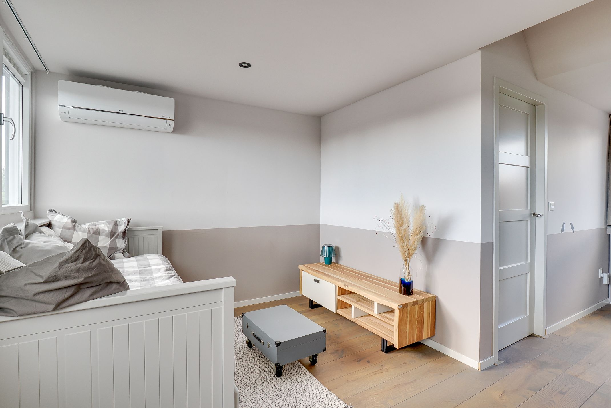 Photo 42 of Verlengde Hoogravenseweg 48