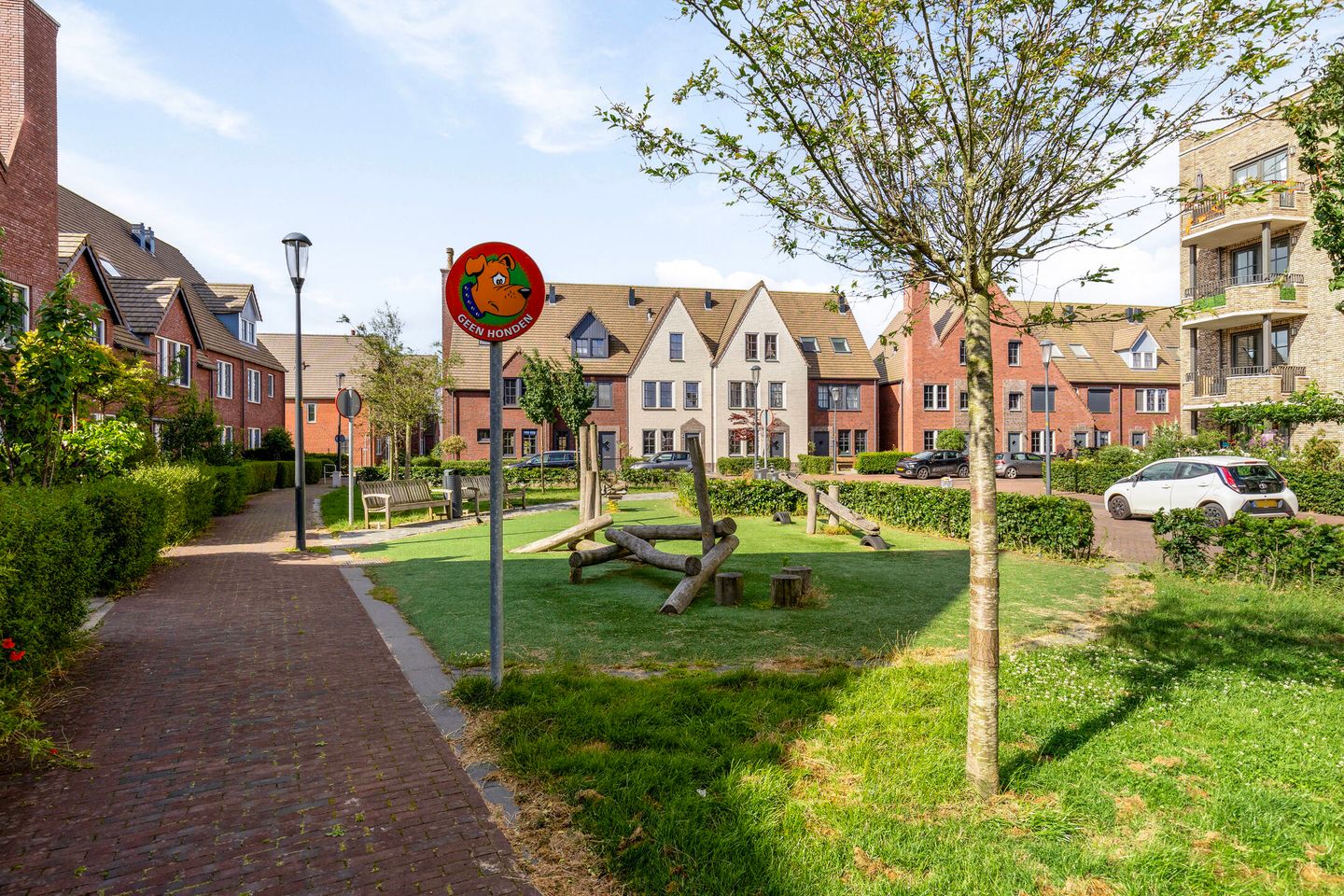 Foto 14 van Charles Brandonlaan 153