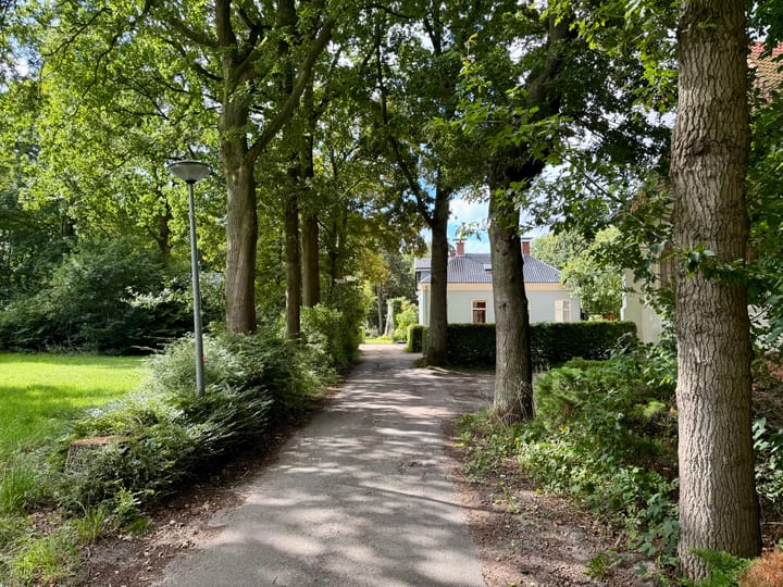 Foto 3 van Hoofdweg 42 B