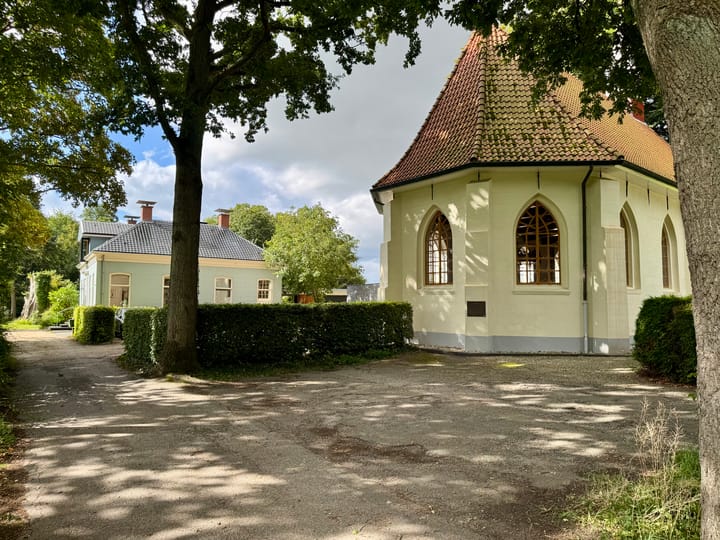 Foto 9 van Hoofdweg 42 B