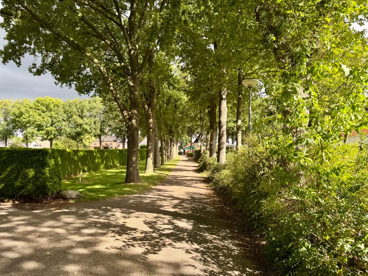 Foto 10 van Hoofdweg 42 B