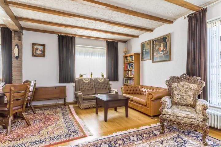 Foto 8 van Douvenderweg 6