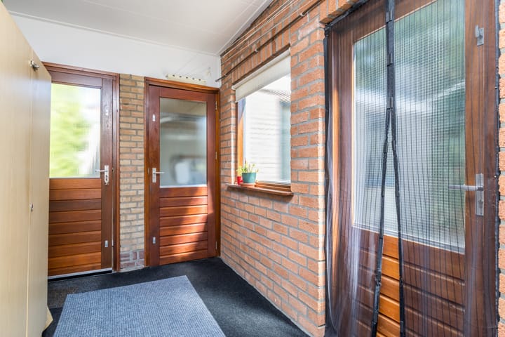 Foto 15 van Douvenderweg 6