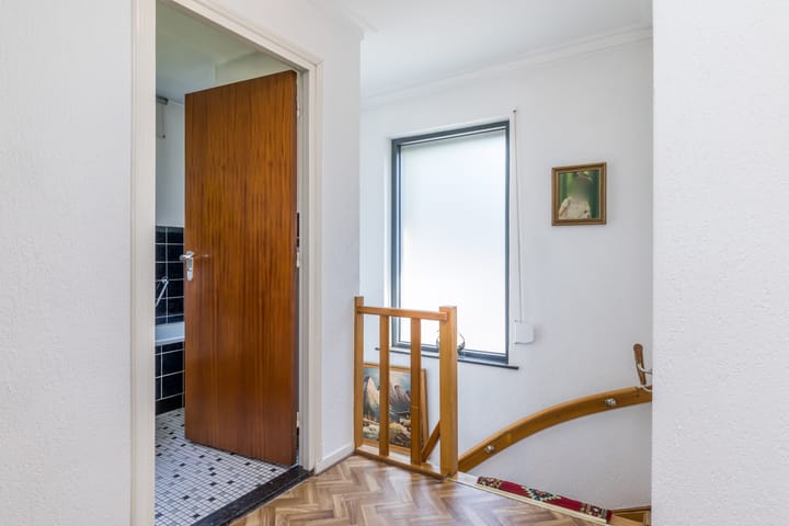 Foto 18 van Douvenderweg 6