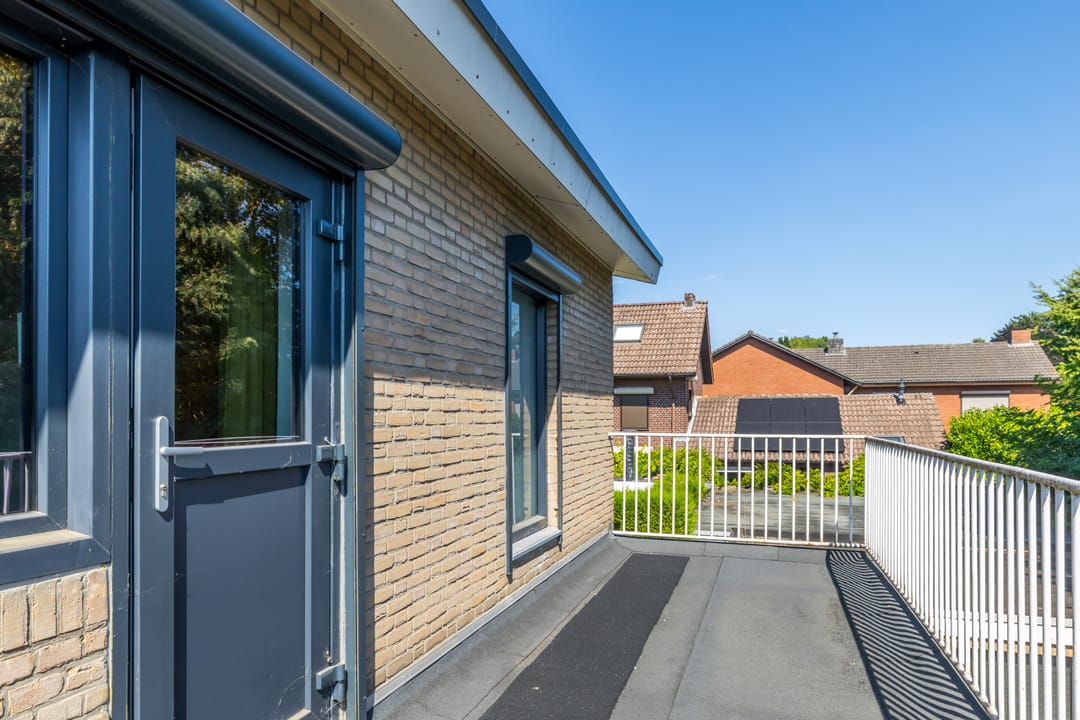 Foto 28 van Douvenderweg 6