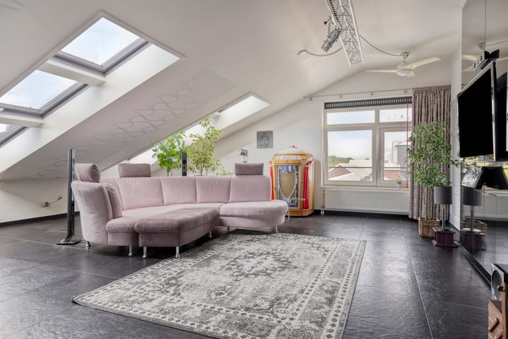 Photo 11 of Koopmanstraat 50