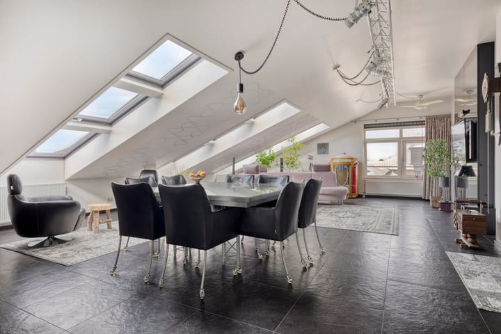 Photo 13 of Koopmanstraat 50