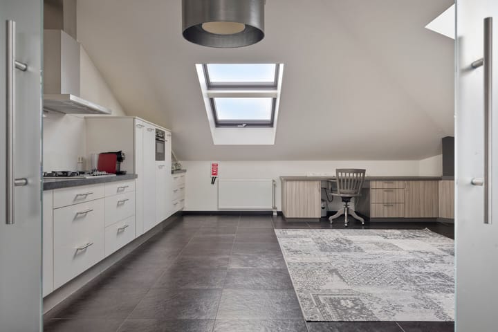 Photo 17 of Koopmanstraat 50