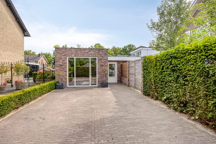 Photo 24 of Raadhuisstraat 18