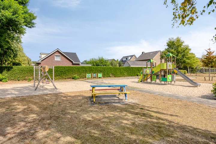 Photo 45 of Raadhuisstraat 18