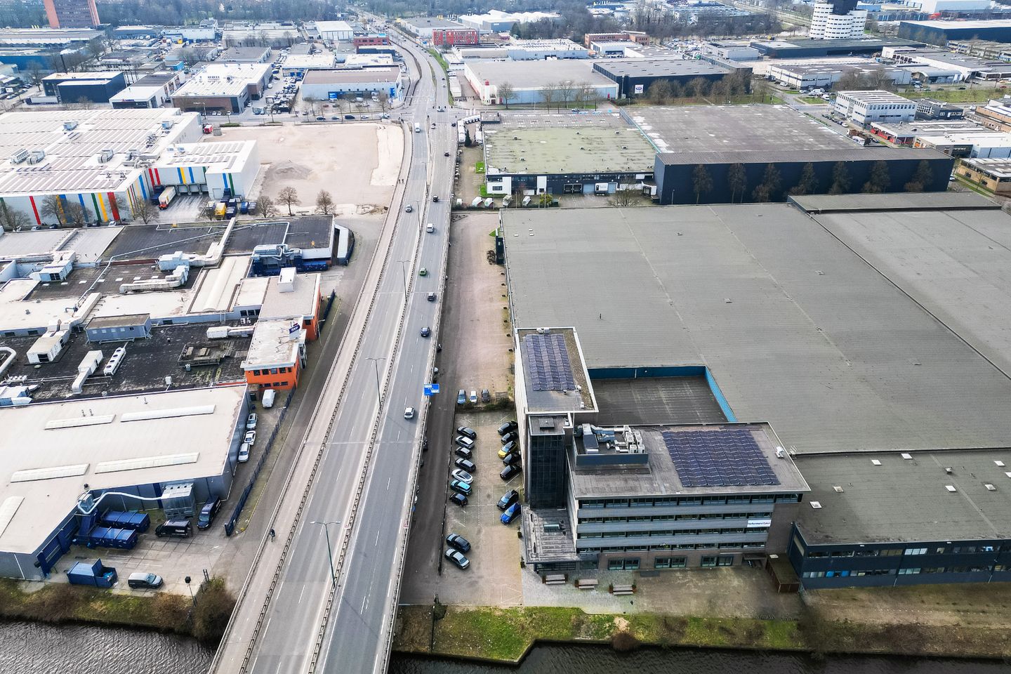 View photo 3 of Vanadiumweg 13
