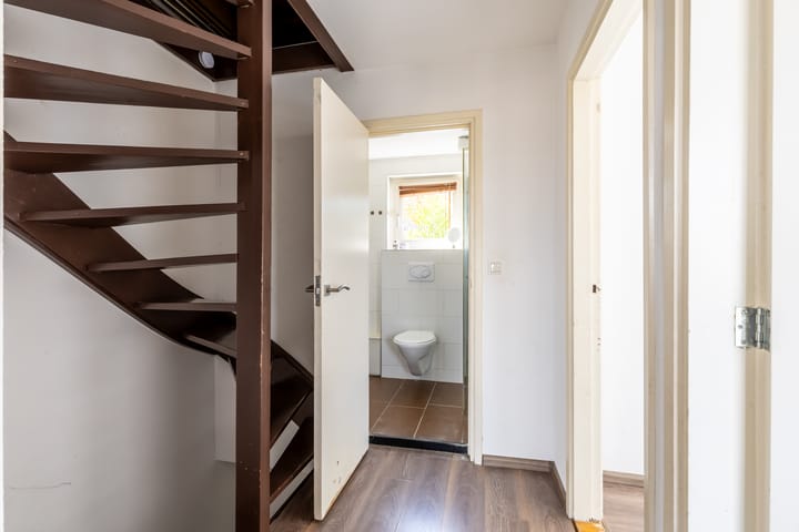 Photo 18 of De Huterstraat 43