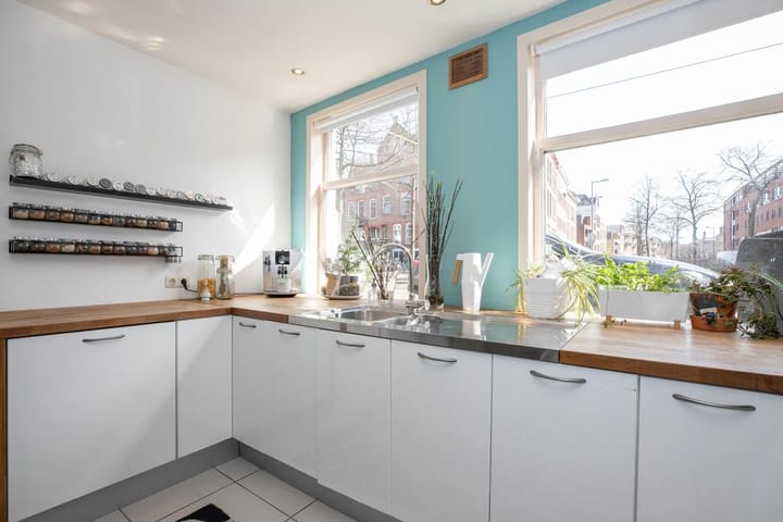 Photo 4 of Claes de Vrieselaan 21-B