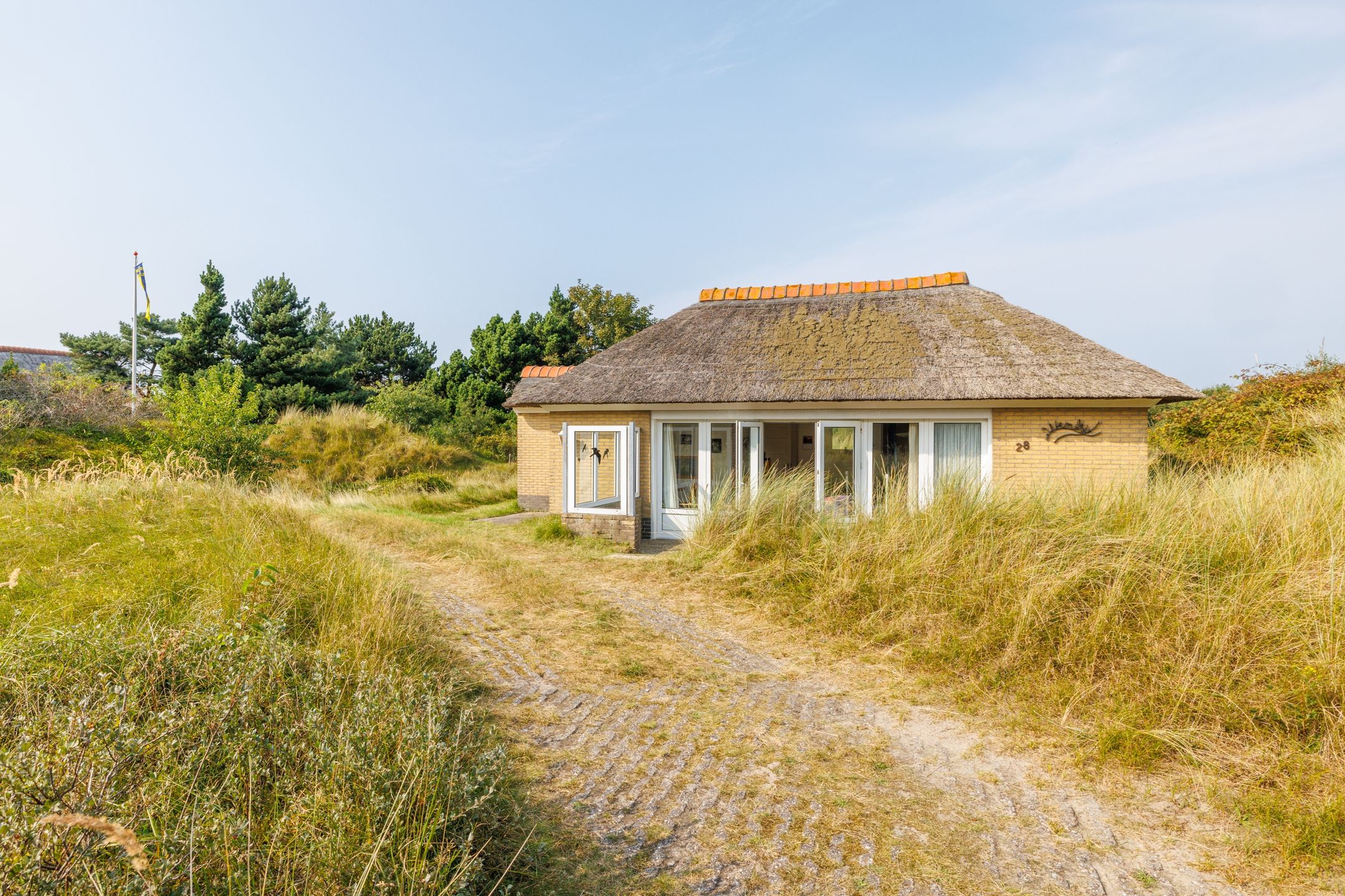 3-bedroom freehold villa in Buren (FR) — photo 4 of 5