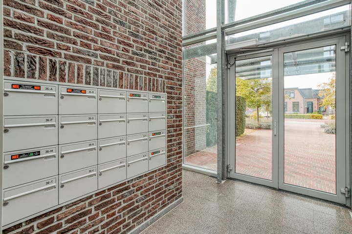 Foto 14 van Burg.Backxlaan 36-Z