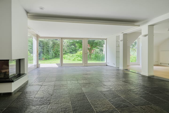 Photo 13 of Oude Bredasebaan 17