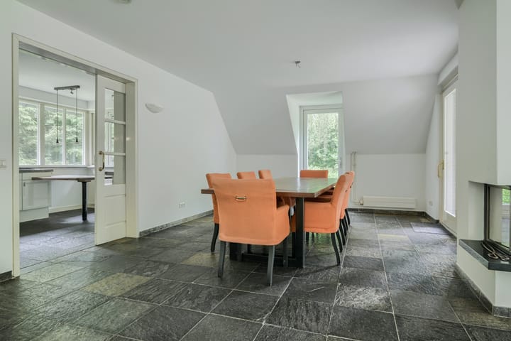 Photo 15 of Oude Bredasebaan 17