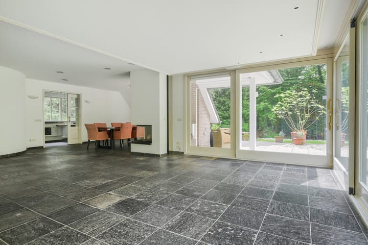 Photo 16 of Oude Bredasebaan 17