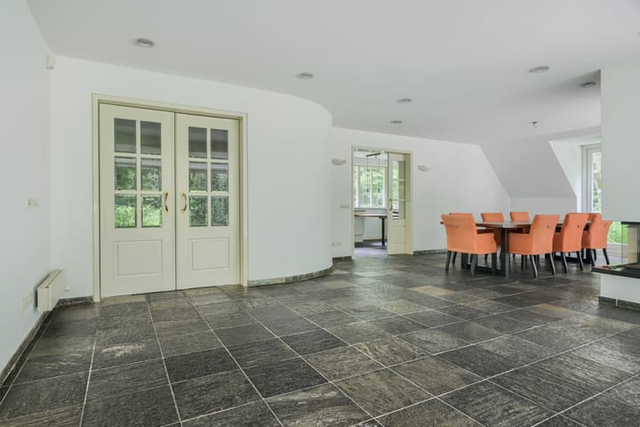 Photo 17 of Oude Bredasebaan 17