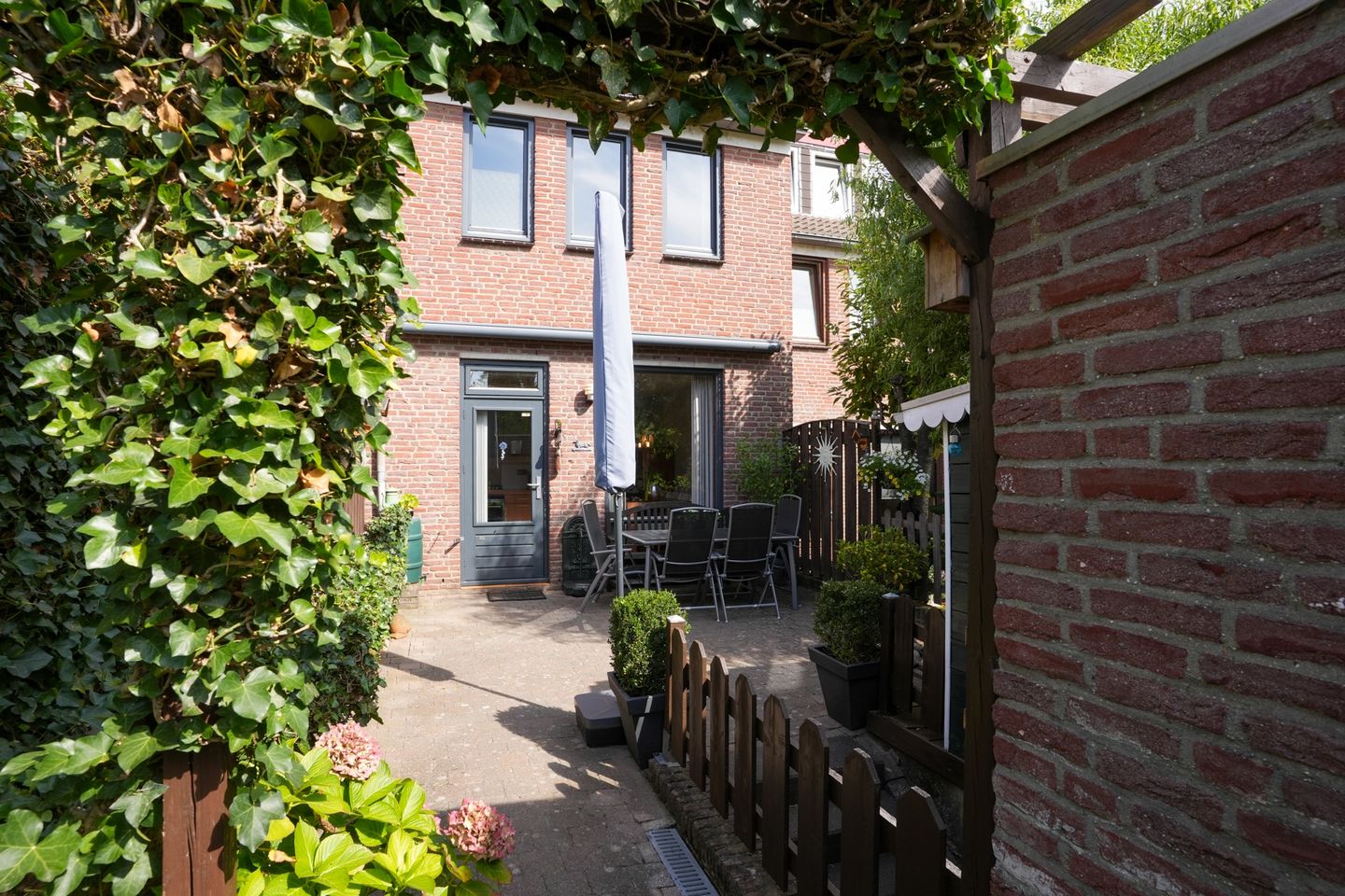 Foto 20 van Laatbankstraat 42