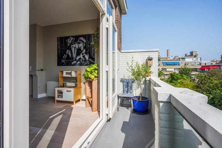 Photo 22 of Pinksterbloemplein 18