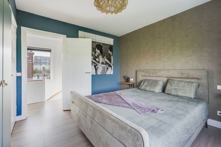 Photo 42 of Pinksterbloemplein 18