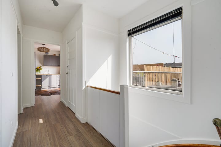 Photo 43 of Pinksterbloemplein 18