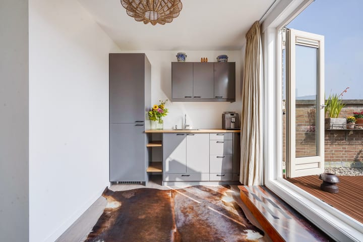 Photo 44 of Pinksterbloemplein 18