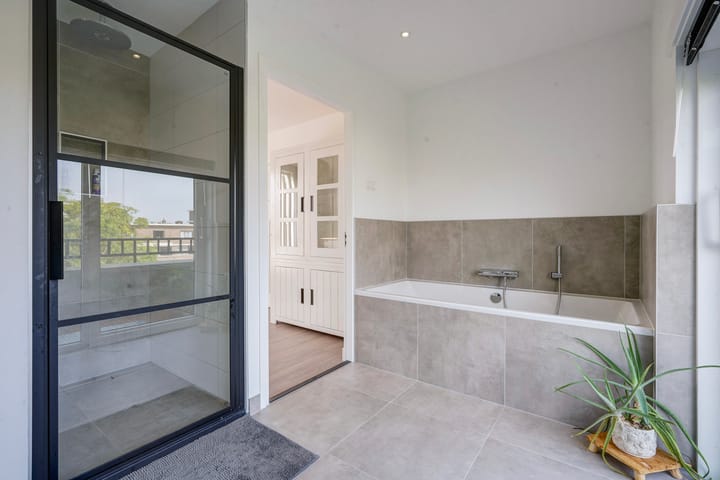 Photo 54 of Pinksterbloemplein 18