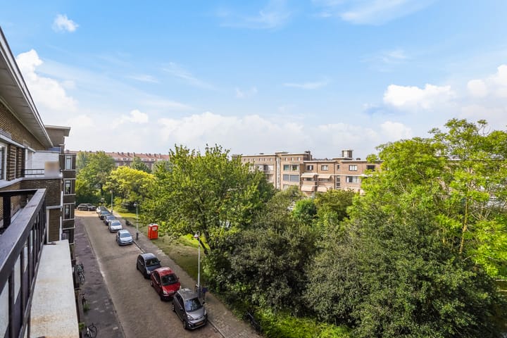 Photo 61 of Pinksterbloemplein 18