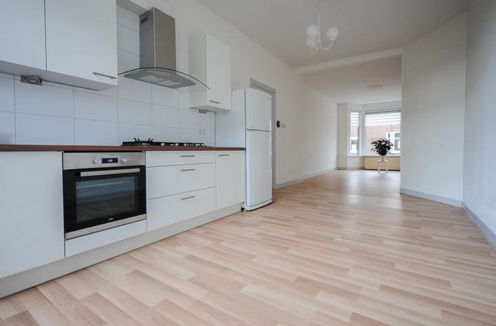 Photo 2 of Theresiastraat 368