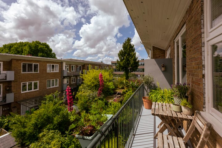 Foto 3 van Linnaeusparkweg 234-2