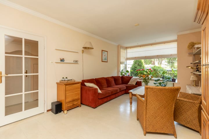 Foto 13 van van Ostadestraat 26