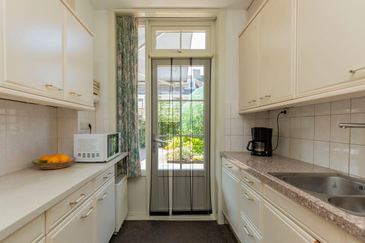 Foto 20 van van Ostadestraat 26