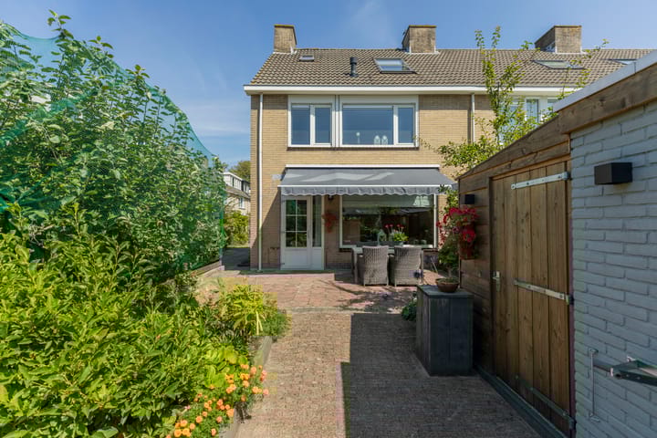 Foto 48 van van Ostadestraat 26