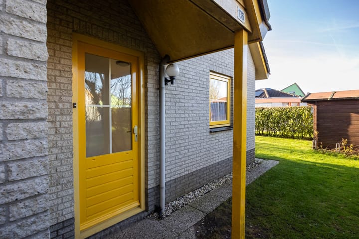 Photo 29 of Strandslag 136