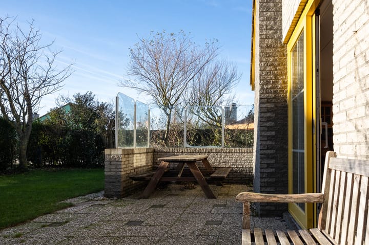 Photo 34 of Strandslag 136