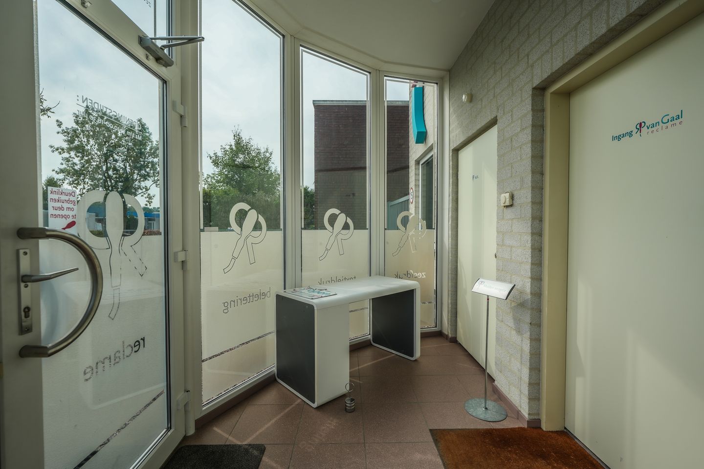 Bekijk foto 2 van Dommelstraat 30