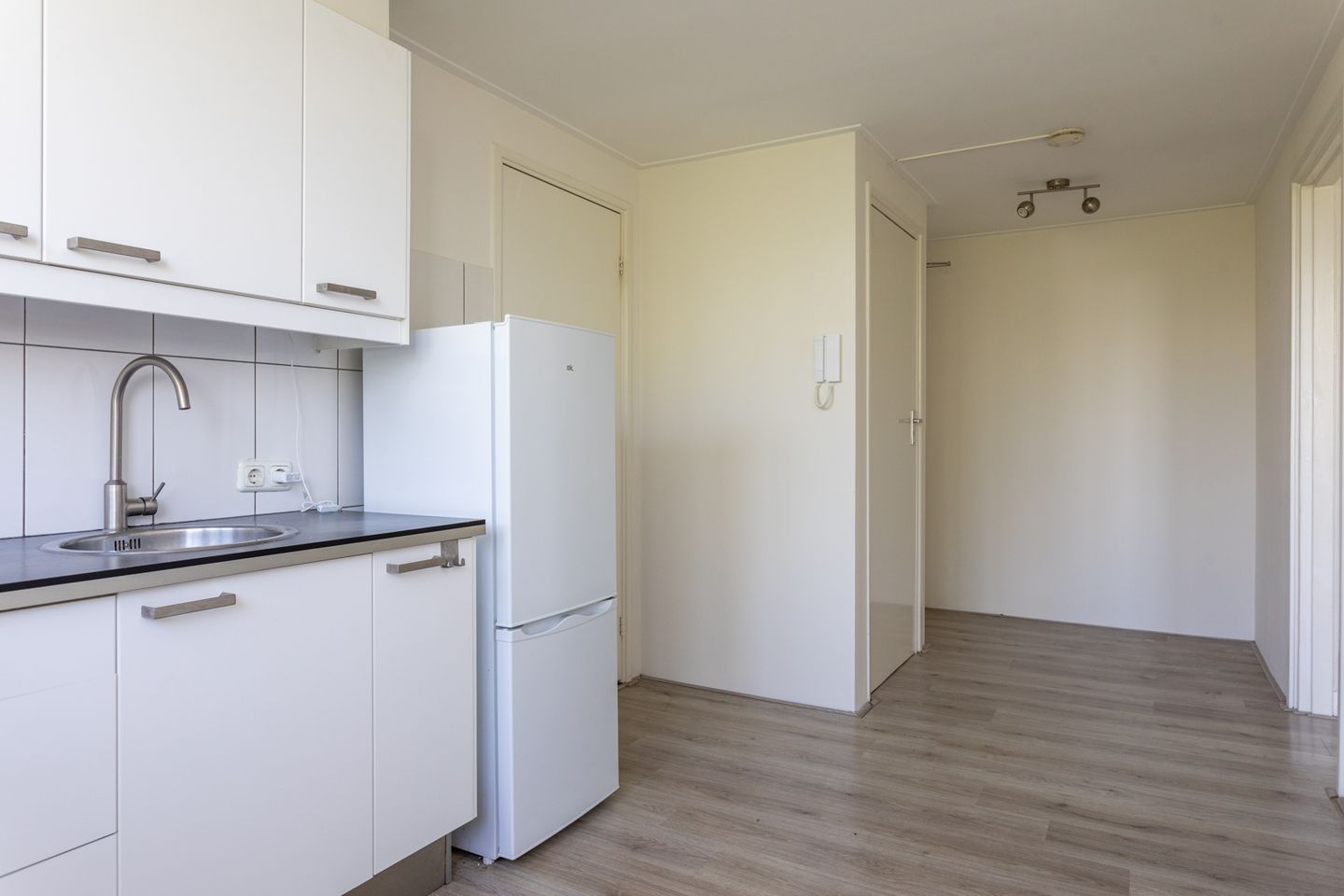 Photo 5 of Westduinweg 66-C2