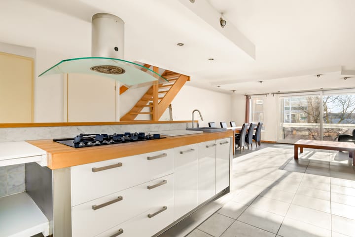 Foto 3 van Kochstraat 1