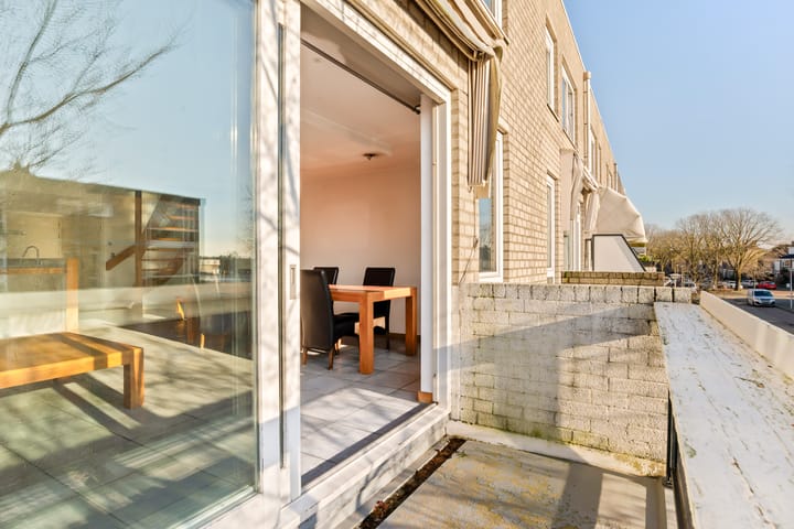 Foto 8 van Kochstraat 1