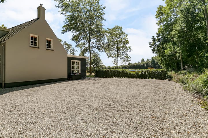 Photo 31 of Duinbeekseweg 13-R