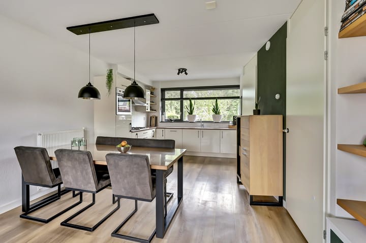 Photo 11 of Smidshamer 8